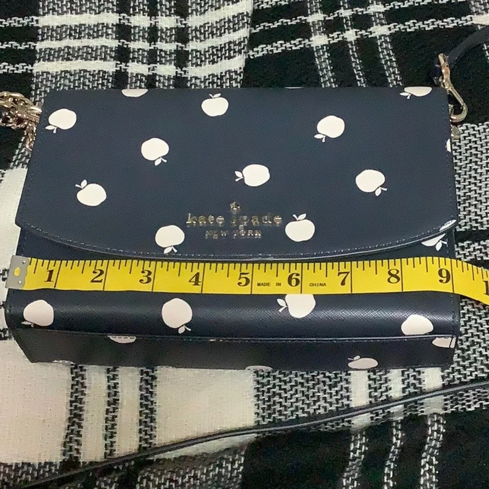 Kate spade Carson orchard toss blue apple print purse - Picture 11 of 13